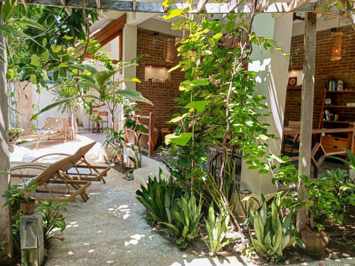 Soraya Yoga Wellness Center Hotel Gili Trawangan Kültér fotó
